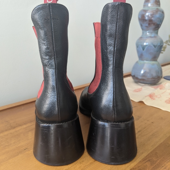 SOLD rare Chloe Bea Chelsea Boot - Picture 7 of 16